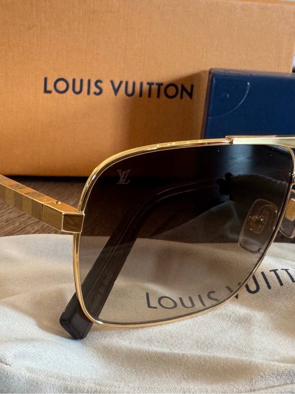 Louis Vuitton Gold Frame Sunglasses (men’s attitude sunglasses)